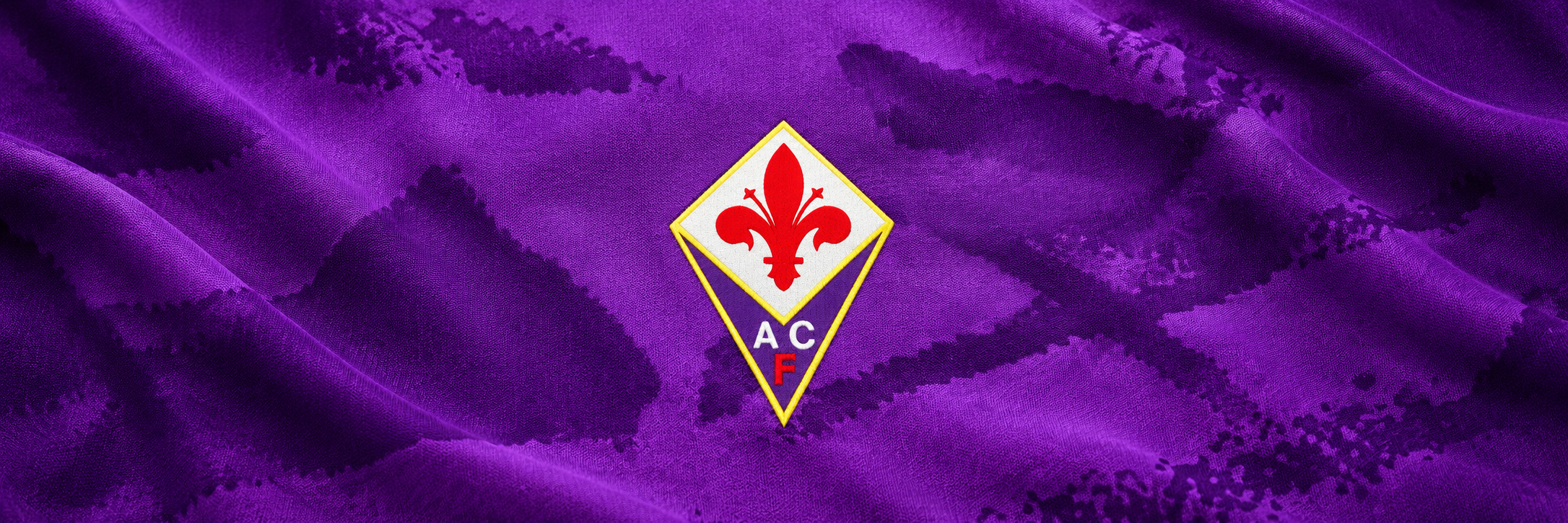 Fiorentina crest on club-colour fabric panoramic banner